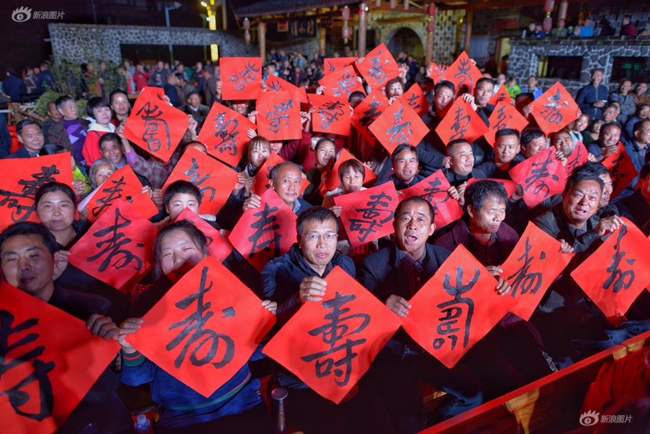 【51爆料網每日爆料黑料吃瓜】前體操冠軍變成了“擦邊網紅”？一天漲粉200萬，簽約公會7988