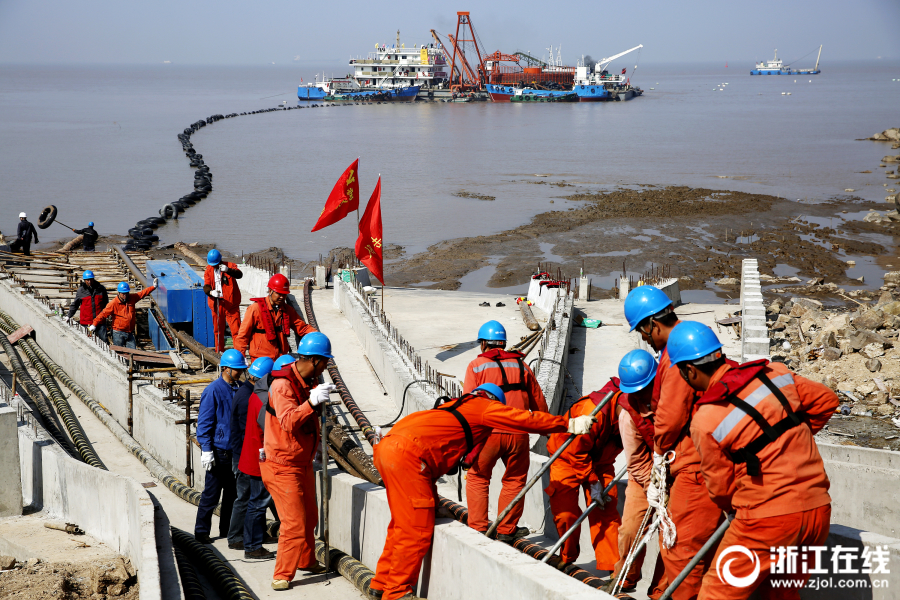 網絡名人債基陷入“負循環” 流動性管理至關重要