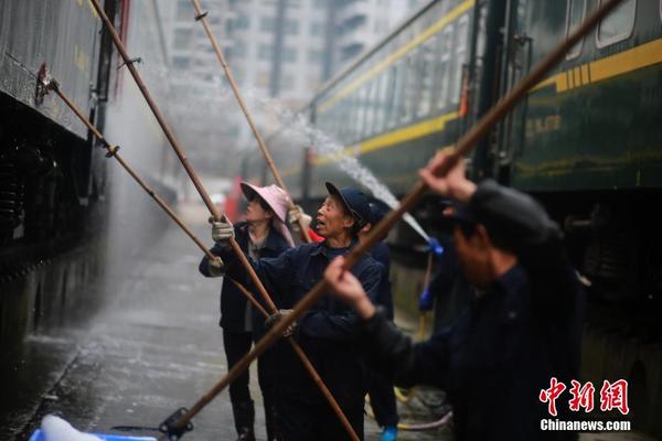 黃茅海跨海通道通車 大灣區再添“關鍵一橫”